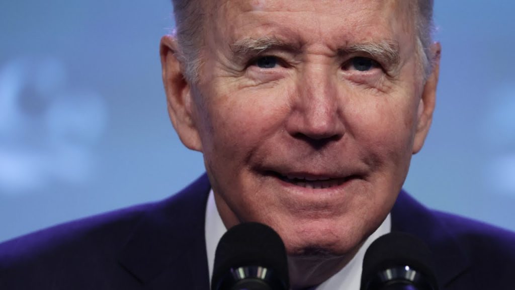 Joe Biden caught making ‘creepy jokes’ about Eva Longoria